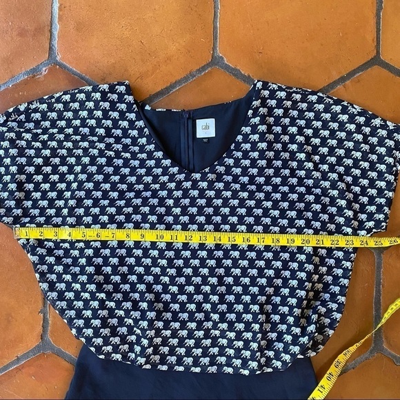 CABI Parade Blouse Elephant Print Dolman Sleeve - Picture 11 of 11